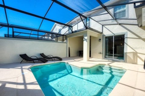 Townhouse in STOREY LAKE in Kissimmee, Florida 4 bedrooms, 177.81 sq.m. № 2225980 - photo 22