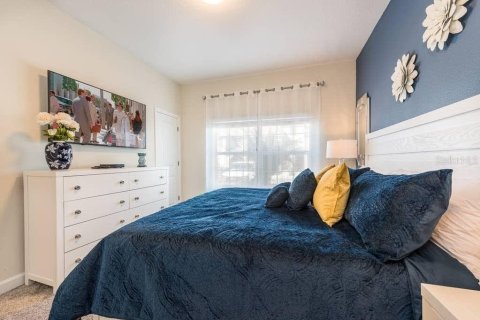 Townhouse in STOREY LAKE in Kissimmee, Florida 4 bedrooms, 177.81 sq.m. № 2225980 - photo 9