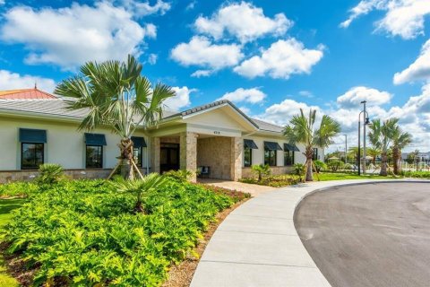 Townhouse in STOREY LAKE in Kissimmee, Florida 4 bedrooms, 177.81 sq.m. № 2225980 - photo 24