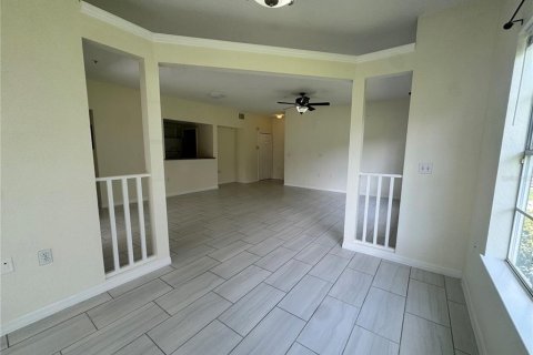 Condominio en alquiler en Orlando, Florida, 3 dormitorios, 123.84 m2 № 1820610 - foto 2