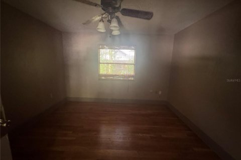 Casa en alquiler en Gainesville, Florida, 6 dormitorios, 228.91 m2 № 1743656 - foto 6
