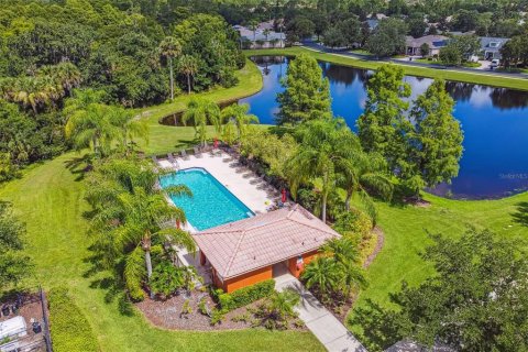 House in Poinciana, Florida 2 bedrooms, 100.8 sq.m. № 1656780 - photo 30
