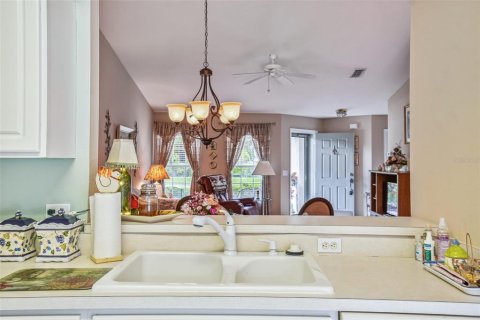 House in Poinciana, Florida 2 bedrooms, 100.8 sq.m. № 1656780 - photo 16