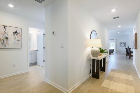 Villa ou maison à vendre à Orange Park, Floride: 4 chambres, 253.44 m2 № 2217384 - photo 2