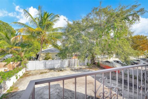 Снять в аренду квартиру в Майами, Флорида 1 спальня, 92.9м2, № 1989197 - фото 6