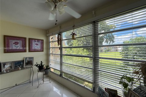 Купить кондоминиум в Санрайз, Флорида 1 спальня, 57.6м2, № 1997188 - фото 22