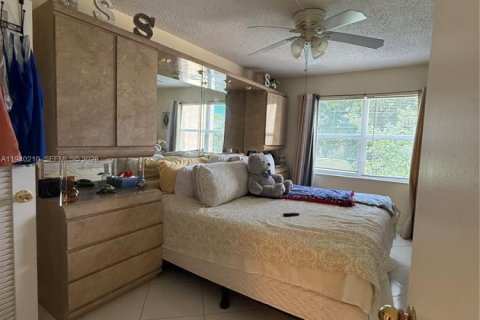 Купить кондоминиум в Санрайз, Флорида 1 спальня, 57.6м2, № 1997188 - фото 16