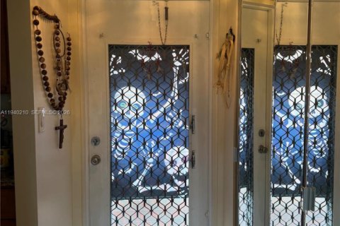 Купить кондоминиум в Санрайз, Флорида 1 спальня, 57.6м2, № 1997188 - фото 25