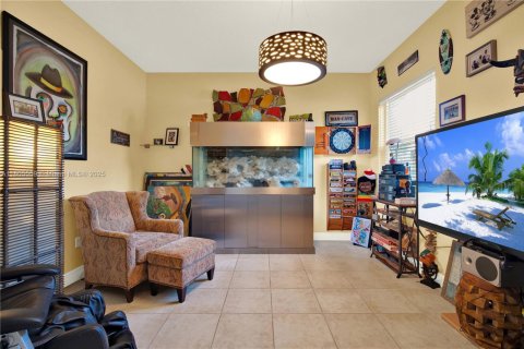House in Cutler Bay, Florida 4 bedrooms, 191.1 sq.m. № 1742333 - photo 16