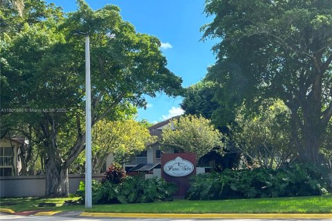 Condo in Miami, Florida, 2 bedrooms № 1964089 - photo 20