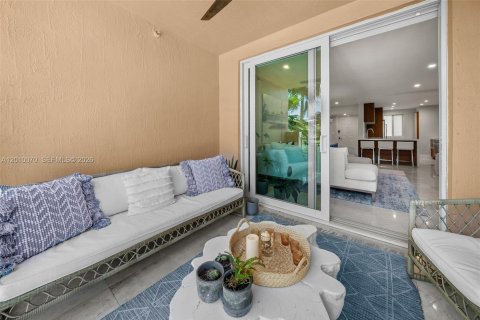 Condo in Miami Beach, Florida, 2 bedrooms  № 2076261 - photo 19