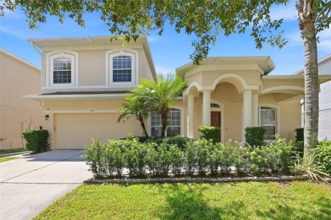 Villa ou maison à louer à Orlando, Floride: 4 chambres, 277.59 m2 № 2383739 - photo 3
