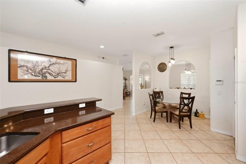 Villa ou maison à louer à Orlando, Floride: 4 chambres, 277.59 m2 № 2383739 - photo 20