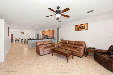 Villa ou maison à louer à Orlando, Floride: 4 chambres, 277.59 m2 № 2383739 - photo 26