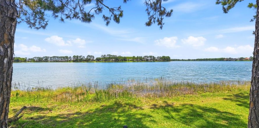 Villa ou maison à Orlando, Floride 4 chambres, 277.59 m2 № 2383739