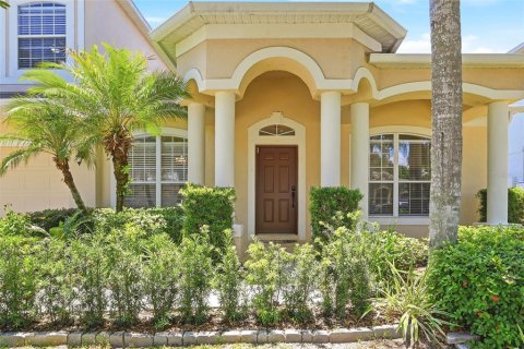 Villa ou maison à louer à Orlando, Floride: 4 chambres, 277.59 m2 № 2383739 - photo 5