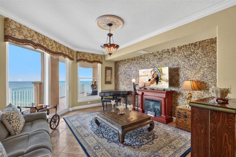 Condominio en venta en Daytona Beach Shores, Florida, 3 dormitorios, 225.29 m2 № 2156927 - foto 8