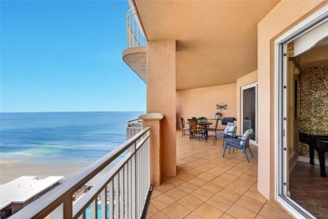 Condominio en venta en Daytona Beach Shores, Florida, 3 dormitorios, 225.29 m2 № 2156927 - foto 13