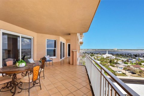Condominio en venta en Daytona Beach Shores, Florida, 3 dormitorios, 225.29 m2 № 2156927 - foto 19