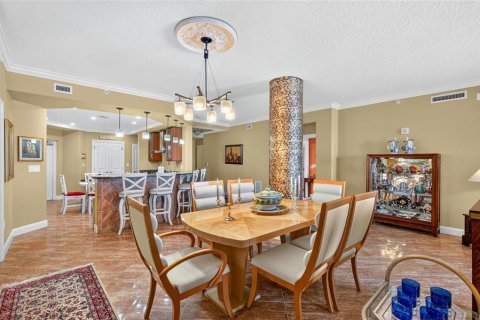 Condominio en venta en Daytona Beach Shores, Florida, 3 dormitorios, 225.29 m2 № 2156927 - foto 4