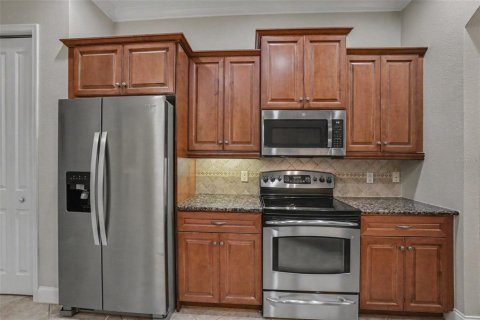 Townhouse in Ellenton, Florida 3 bedrooms, 155.15 sq.m. № 2234357 - photo 12