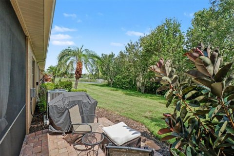 Townhouse in Ellenton, Florida 3 bedrooms, 155.15 sq.m. № 2234357 - photo 26