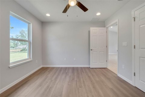 House in Ocala, Florida 3 bedrooms, 126.53 sq.m. № 1916373 - photo 27
