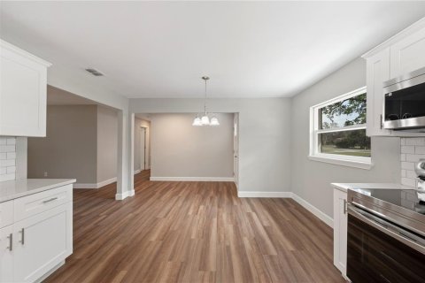 Купить виллу или дом в Лейкленд, Флорида 3 комнаты, 144.46м2, № 1516558 - фото 9