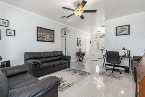 Casa en venta en Port Charlotte, Florida, 3 dormitorios, 180.69 m2 № 1637873 - foto 5
