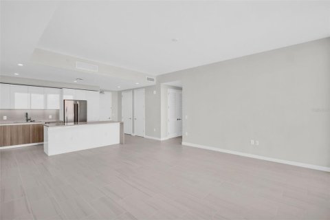 Купить кондоминиум в Сент-Питерсберг, Флорида 5 комнат, 165.55м2, № 2101144 - фото 12