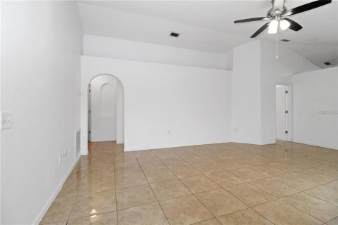 Apartment in Riverview, Florida 3 bedrooms, 121.89 sq.m. № 2167763 - photo 4