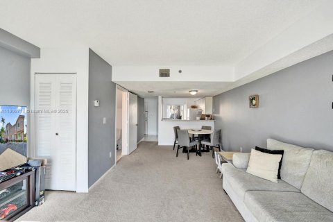 Touwnhouse à vendre à Weston, Floride: 2 chambres, 107.58 m2 № 1965384 - photo 30