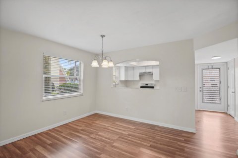 Condo in Stuart, Florida, 2 bedrooms  № 2190664 - photo 20