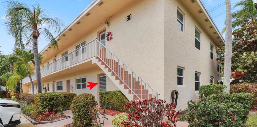 Condo in Stuart, Florida, 2 bedrooms  № 2190664