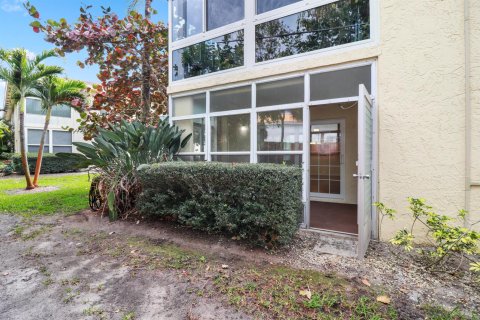 Condo in Stuart, Florida, 2 bedrooms  № 2190664 - photo 30