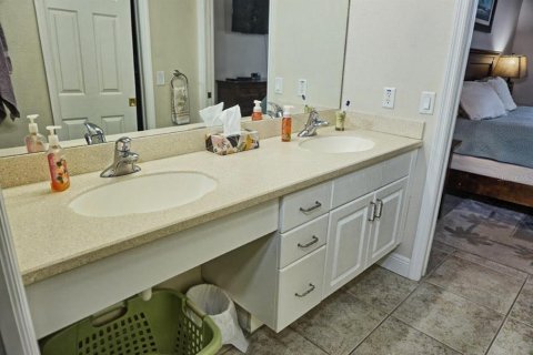 Condominio en venta en Land O' Lakes, Florida, 2 dormitorios, 104.79 m2 № 1535700 - foto 30