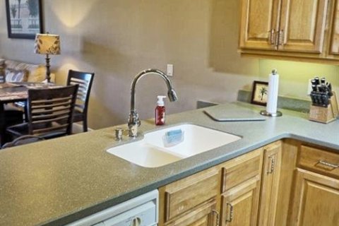 Condo in Land O' Lakes, Florida, 2 bedrooms  № 1535700 - photo 12