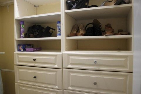 House in Lake Worth, Florida 3 bedrooms, 143.44 sq.m. № 1228487 - photo 1