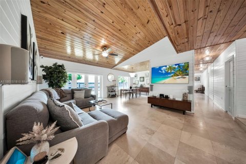 Casa en venta en Miami, Florida, 3 dormitorios, 155.61 m2 № 1890407 - foto 5