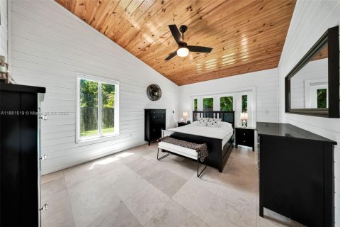 Casa en venta en Miami, Florida, 3 dormitorios, 155.61 m2 № 1890407 - foto 24