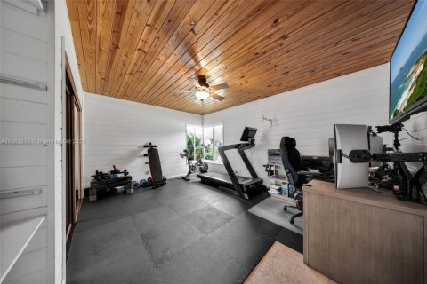 Casa en venta en Miami, Florida, 3 dormitorios, 155.61 m2 № 1890407 - foto 22
