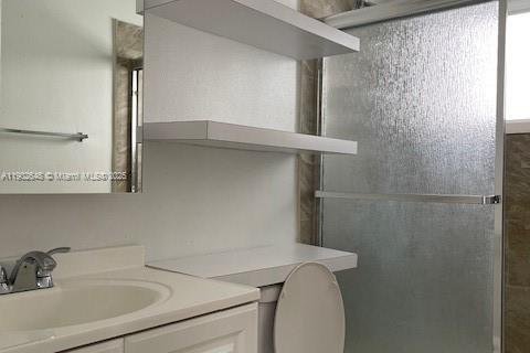 Снять в аренду виллу или дом в Дирфилд-Бич, Флорида 2 спальни, 77.29м2, № 1953031 - фото 10