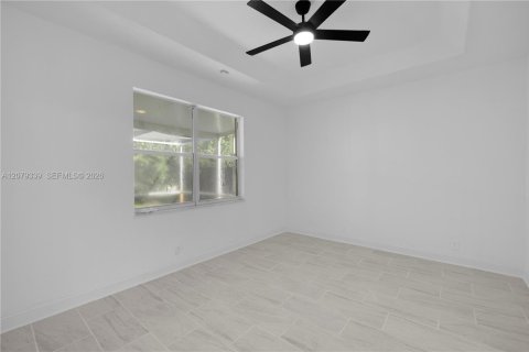 House in Miramar, Florida 3 bedrooms, 143.26 sq.m. № 2331821 - photo 25