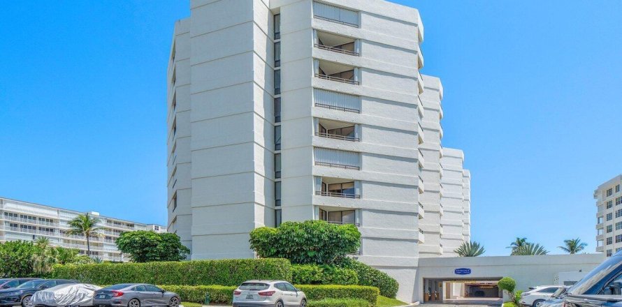 Condo in South Palm Beach, Florida, 2 bedrooms  № 2253132
