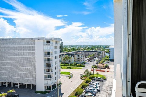 Condo in South Palm Beach, Florida, 2 bedrooms  № 2253132 - photo 26