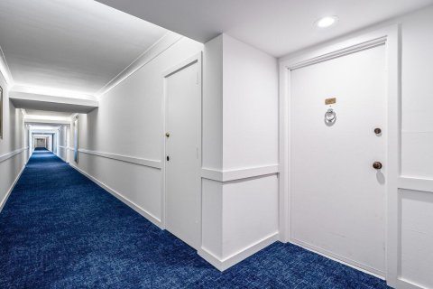 Condo in South Palm Beach, Florida, 2 bedrooms  № 2253132 - photo 2