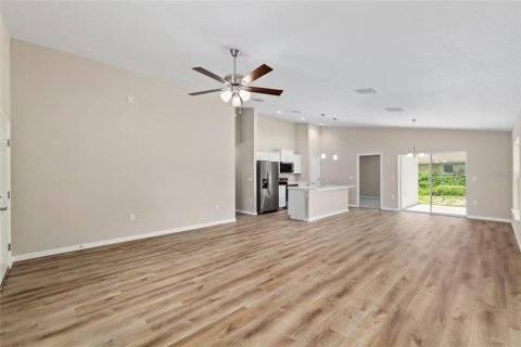 Villa ou maison à vendre à Citrus Springs, Floride: 3 chambres, 144.18 m2 № 2407052 - photo 3