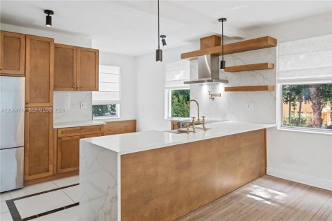 Apartamento en alquiler en Miami Beach, Florida, 2 dormitorios, 92.9 m2 № 2401430 - foto 6