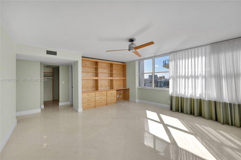 Condominio en venta en Fort Lauderdale, Florida, 2 dormitorios, 150.5 m2 № 1982255 - foto 27