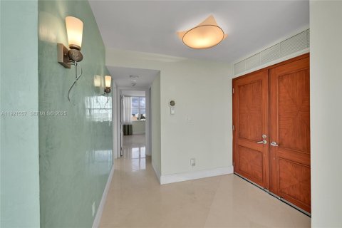 Condominio en venta en Fort Lauderdale, Florida, 2 dormitorios, 150.5 m2 № 1982255 - foto 25